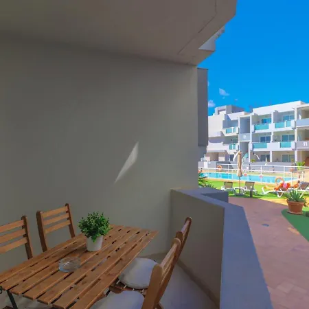 Saniko Corralejo Center Irent Fuerteventura * Corralejo